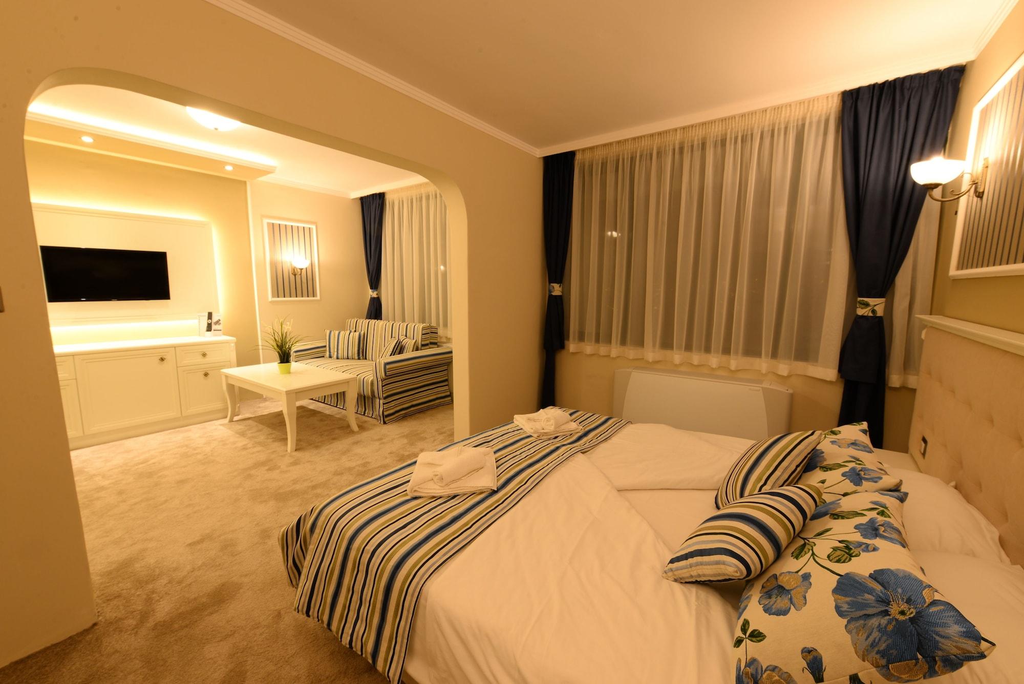 Park Hotel Raya Garden - Free Parking Tırnova Dış mekan fotoğraf